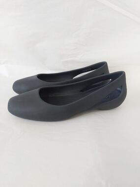 Crocs Women Casual Minimalist Ballet Flat Size 10 Comfort Slip-on Work Shoes